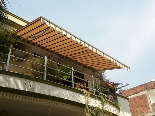 Retractable awning installation service for balcony-Golden Awning tensile