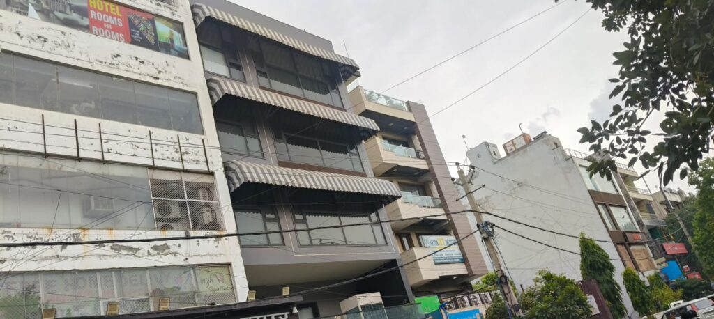 window awning-golden awning & tensile